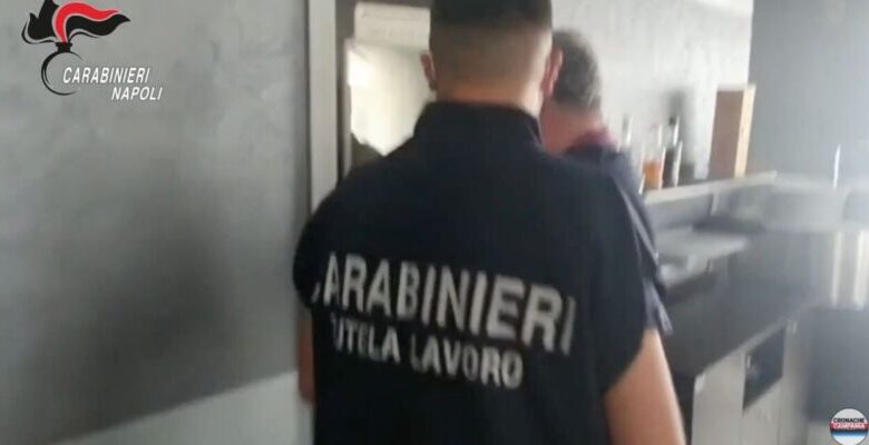 trecase minaccia suicidio aggredisce carabinieri 19 novembre