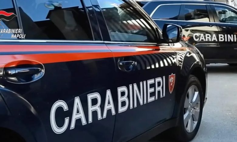 Napoli autista autobus derubato smartphone arrestati