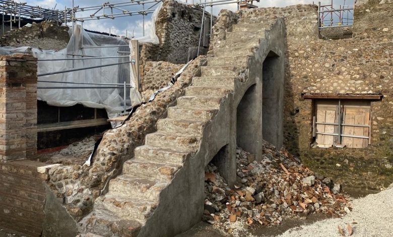 scavi pompei rinvenuti reperti cantiere romano