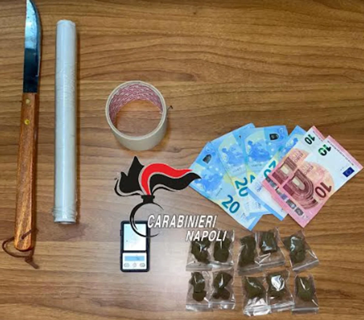 Portici arrestato droga carabinieri 23 aprile