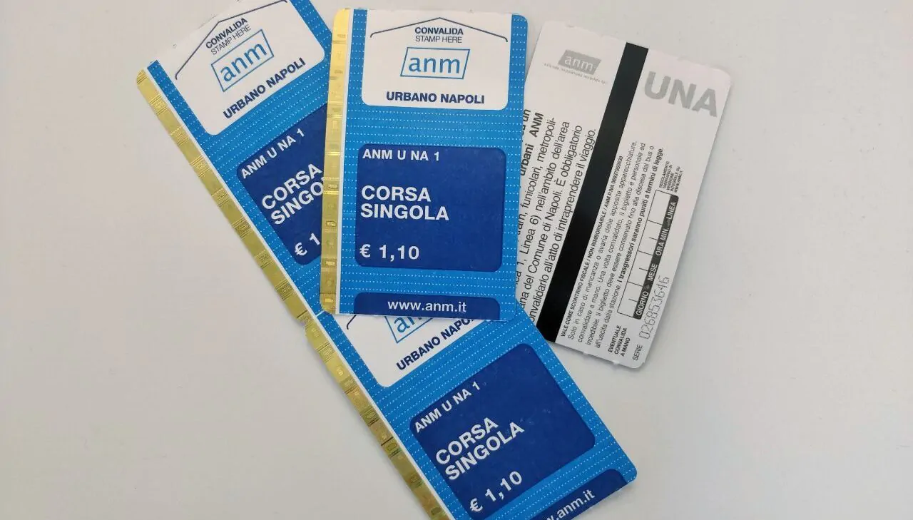 Trasporti Napoli aumenta costo biglietto Metro Linea 1