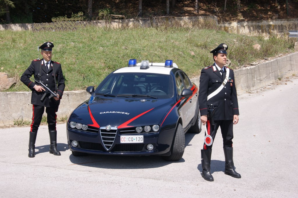 Carabinieri-Napoli-spaccio-droga-arresti