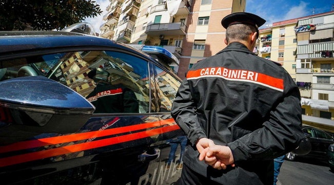 napoli-offre-soldi-carabinieri-durante-controllo-marocchino-arrestato