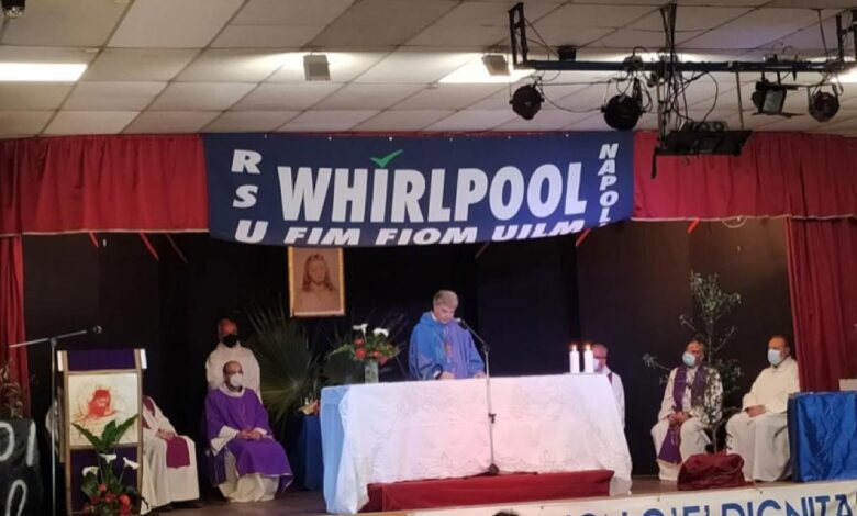 whirpool-arcivescovo-battaglia-cristo-ancora-crocifisso
