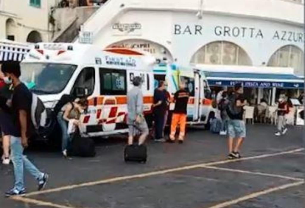 ambulanza-taxi-capri-bordo-bagagli
