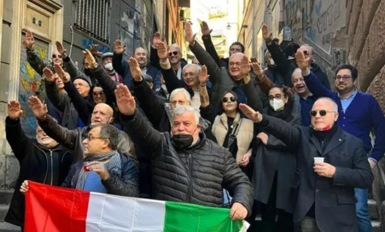 napoli-fratelli-italia-saluto-fascista-chi-sono