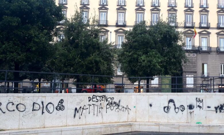piazza municipio vandali