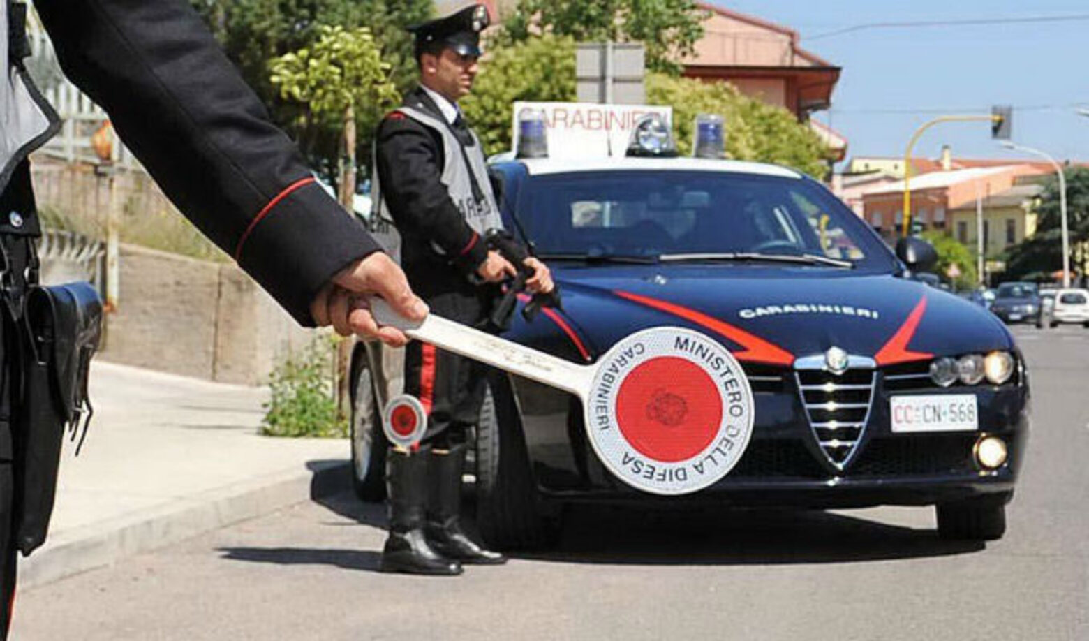 Napoli scappa carabinieri arrestato