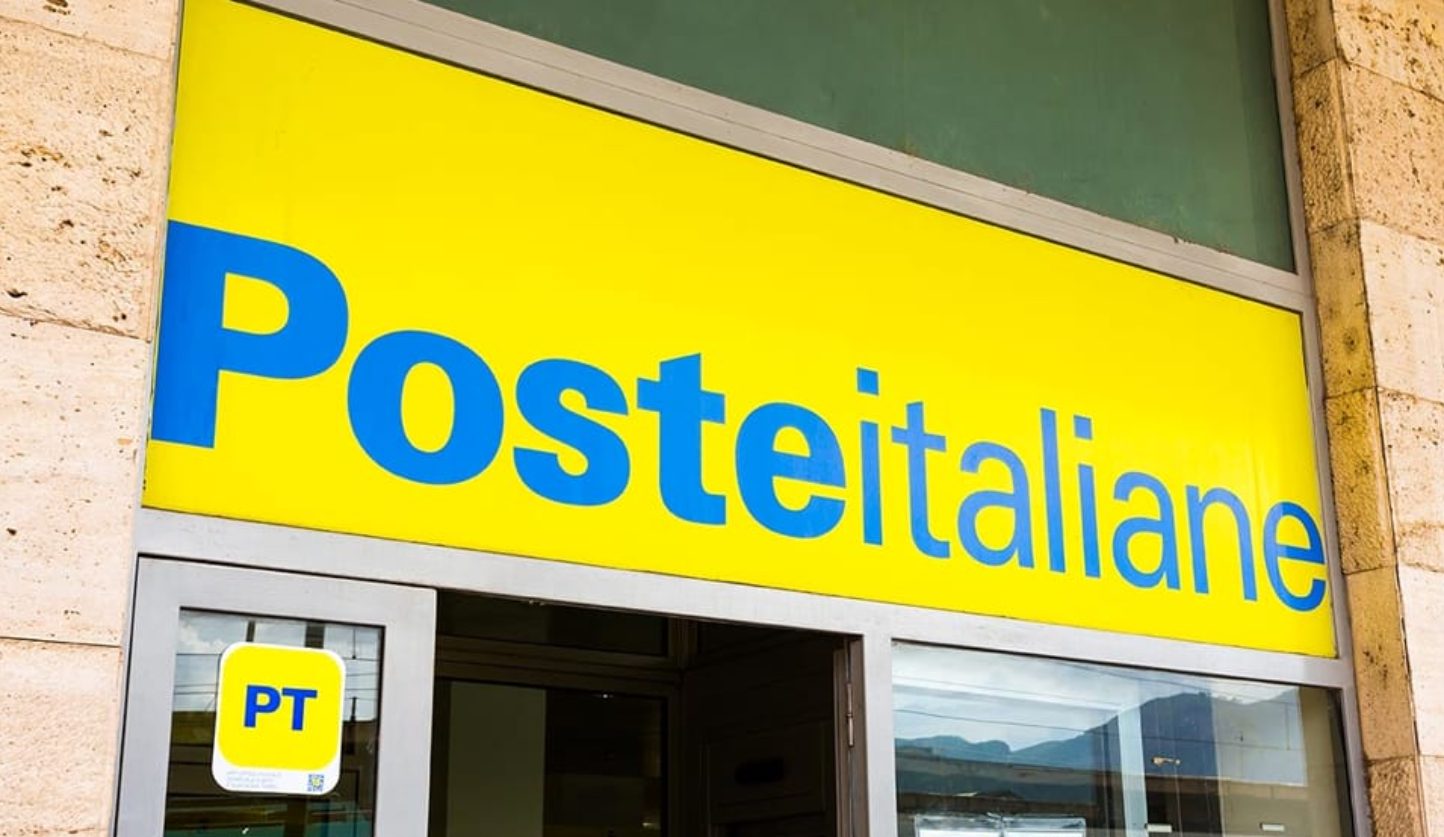Napoli tentata rapina ufficio postale