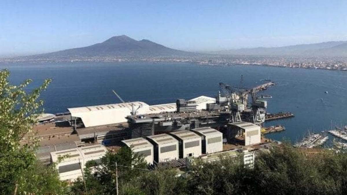castellammare stabia operaio morto nave malore aperta inchiesta 13 marzo
