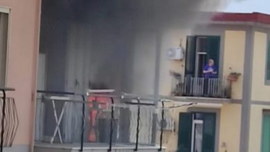 incendio appartamento portici ultime notizie 15 maggio